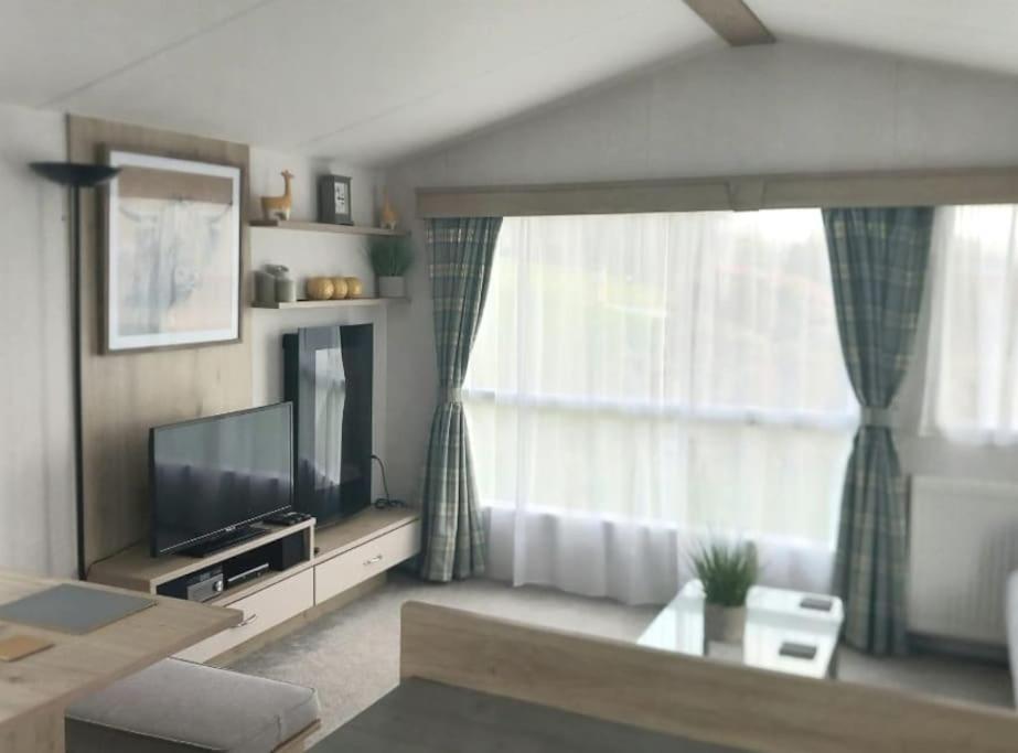 Sea Breeze, Modern, Cosy Holiday Home Haverigg Bagian luar foto